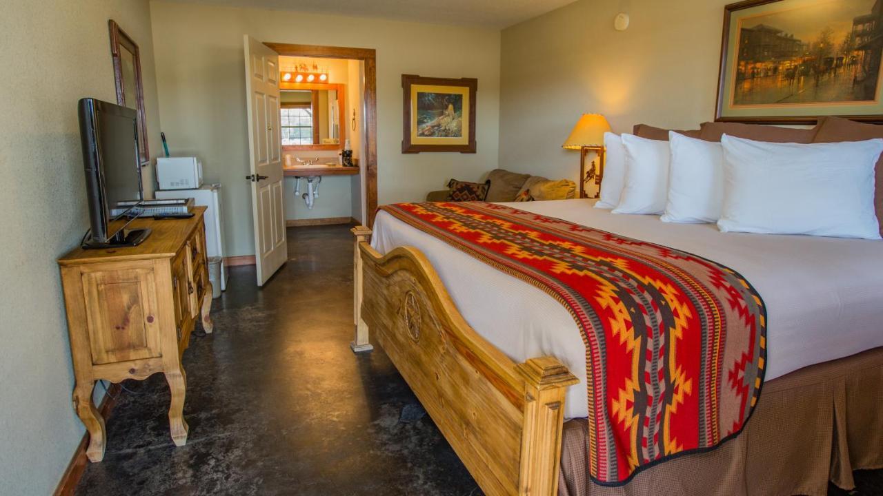 Nrs Event Center & Guest Ranch Hotell Decatur Exteriör bild